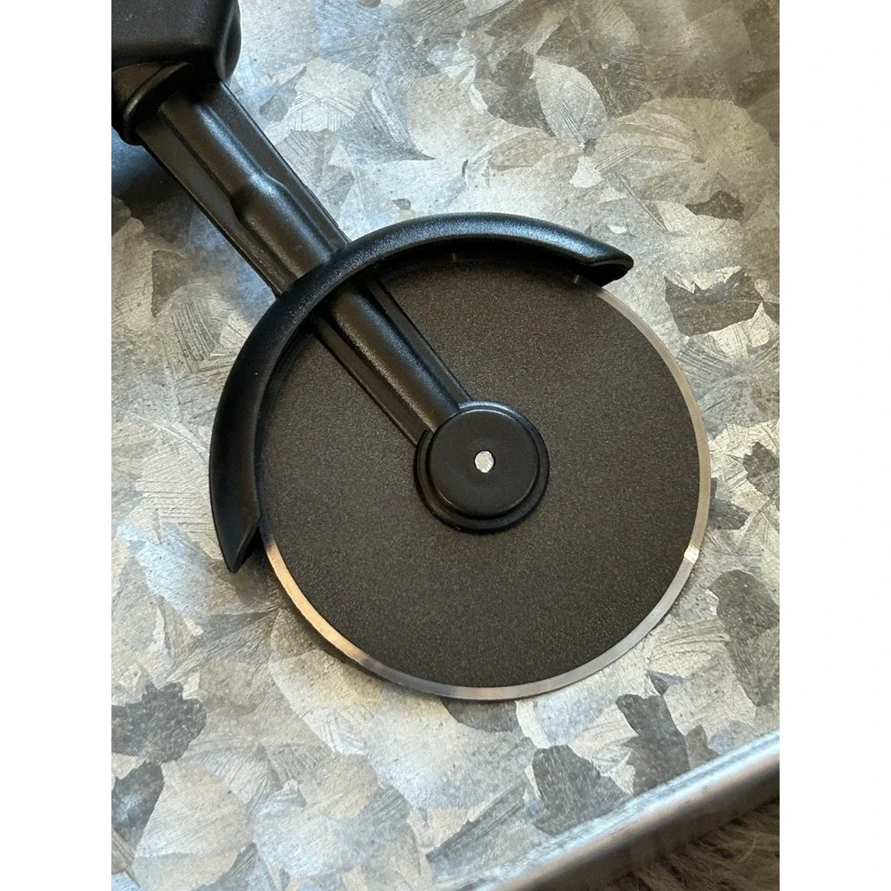 Motorcycle Pizza Cutter, Stainless Steel Pizza Cutter‎ Two Wheels, Novelty